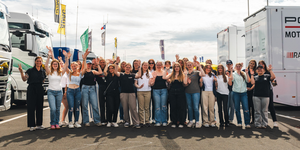 Discover Motorsport - Young Women's Edition 2025, Gruppenfoto
